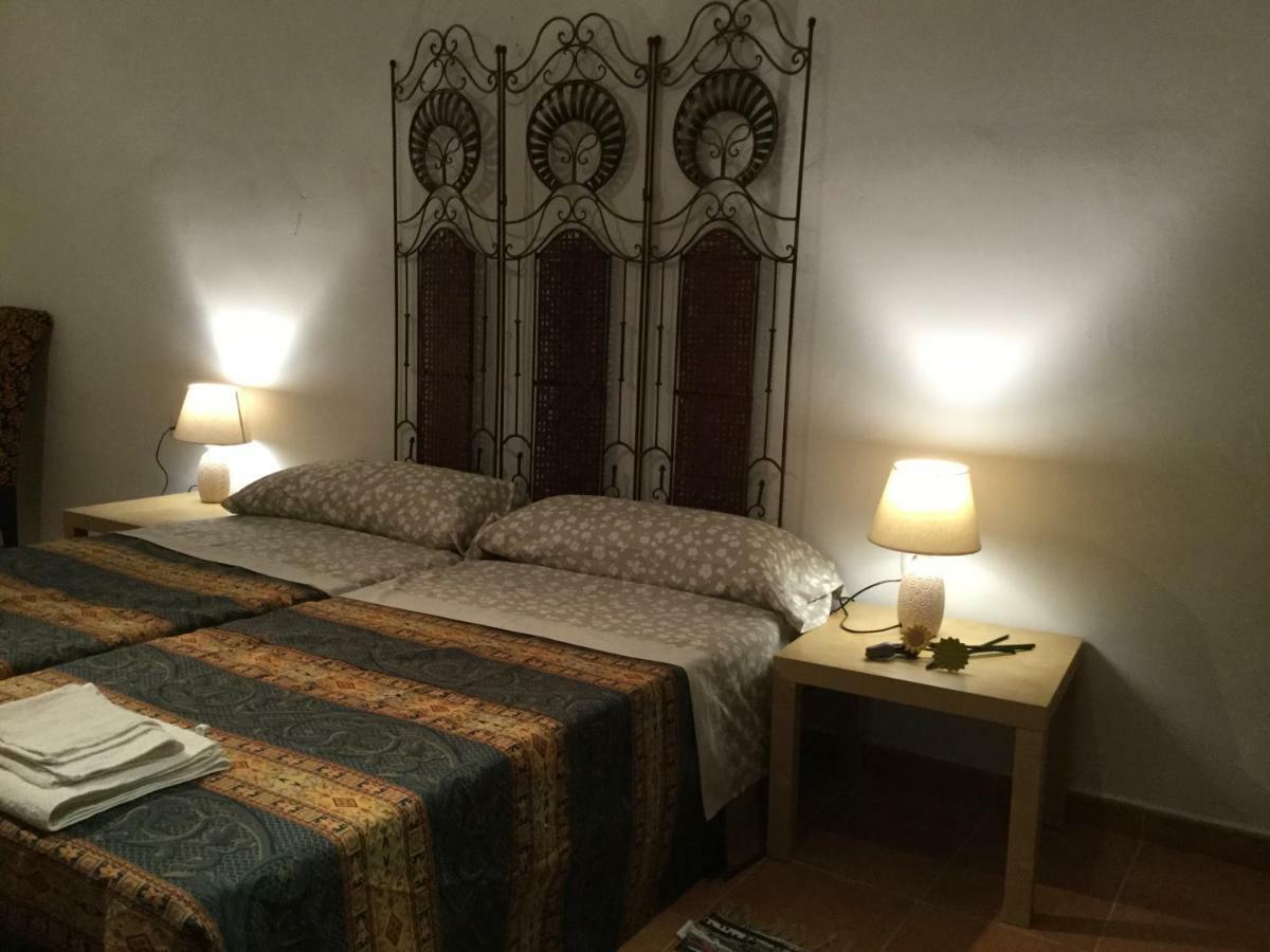 Apartamentos Andrada Casar de Cáceres Екстериор снимка
