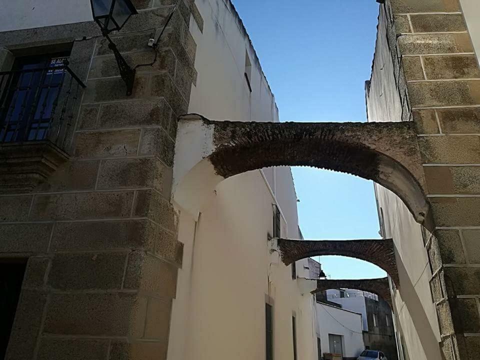 Apartamentos Andrada Casar de Cáceres Екстериор снимка
